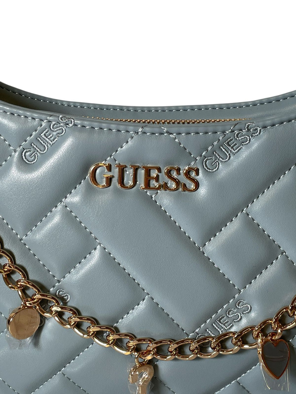 Bolsa GUESS Azul con Cadena y Dijes - Estilo Glam Chic